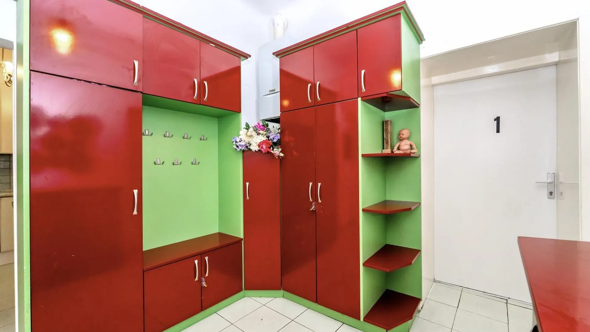 Family Rooms - 7 Minutes To Schoenbrunn Palace Wien