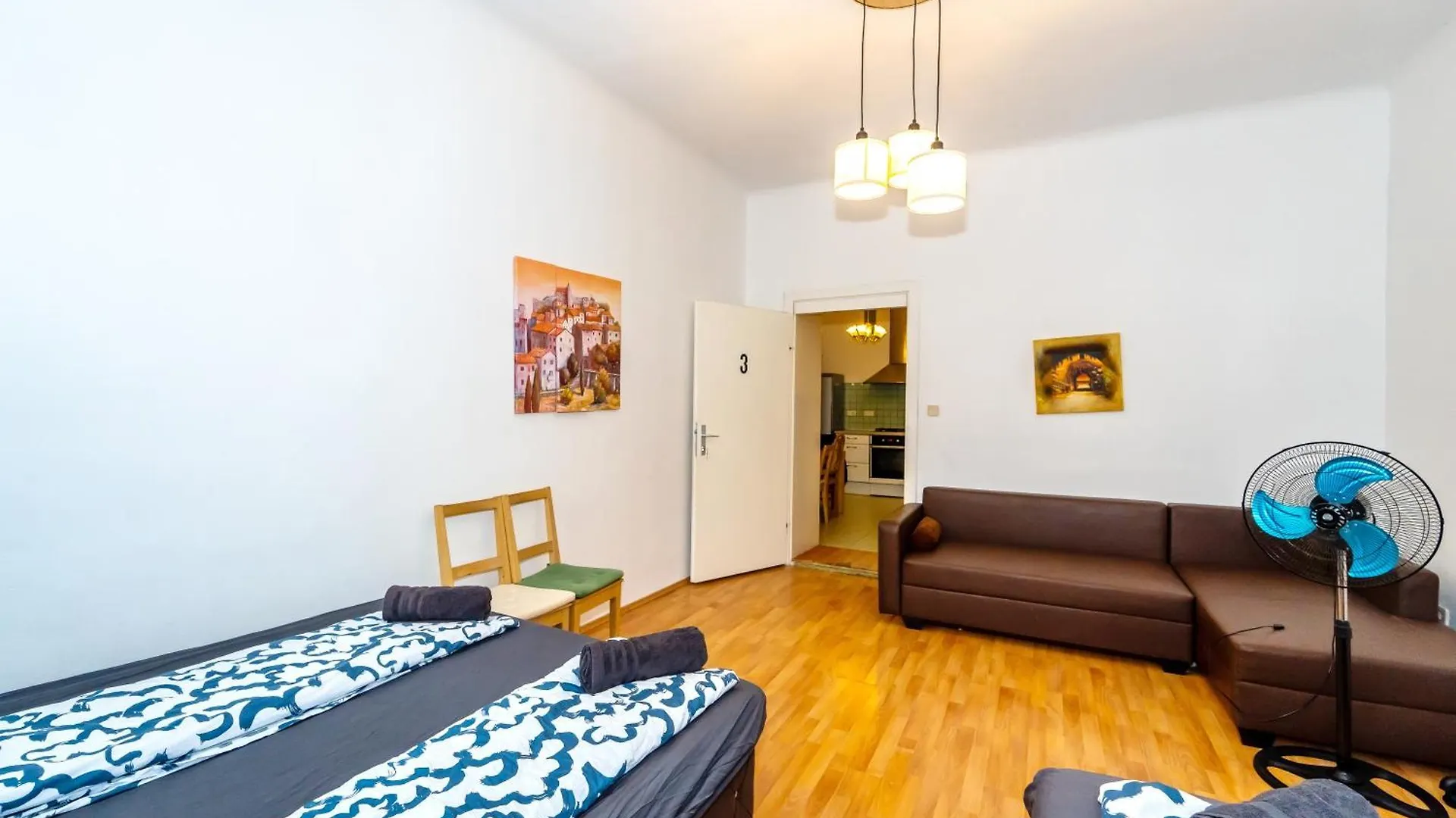 Family Rooms - 7 Minutes To Schoenbrunn Palace Vídeň 0*,  Rakousko